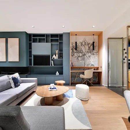 Holiday home Fabulous House - A Gem In Chic Western Paris