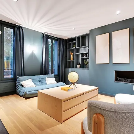 Holiday home Fabulous House - A Gem In Chic Western Paris